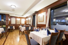 Commercial/Restaurant Wood Floor Refinishing